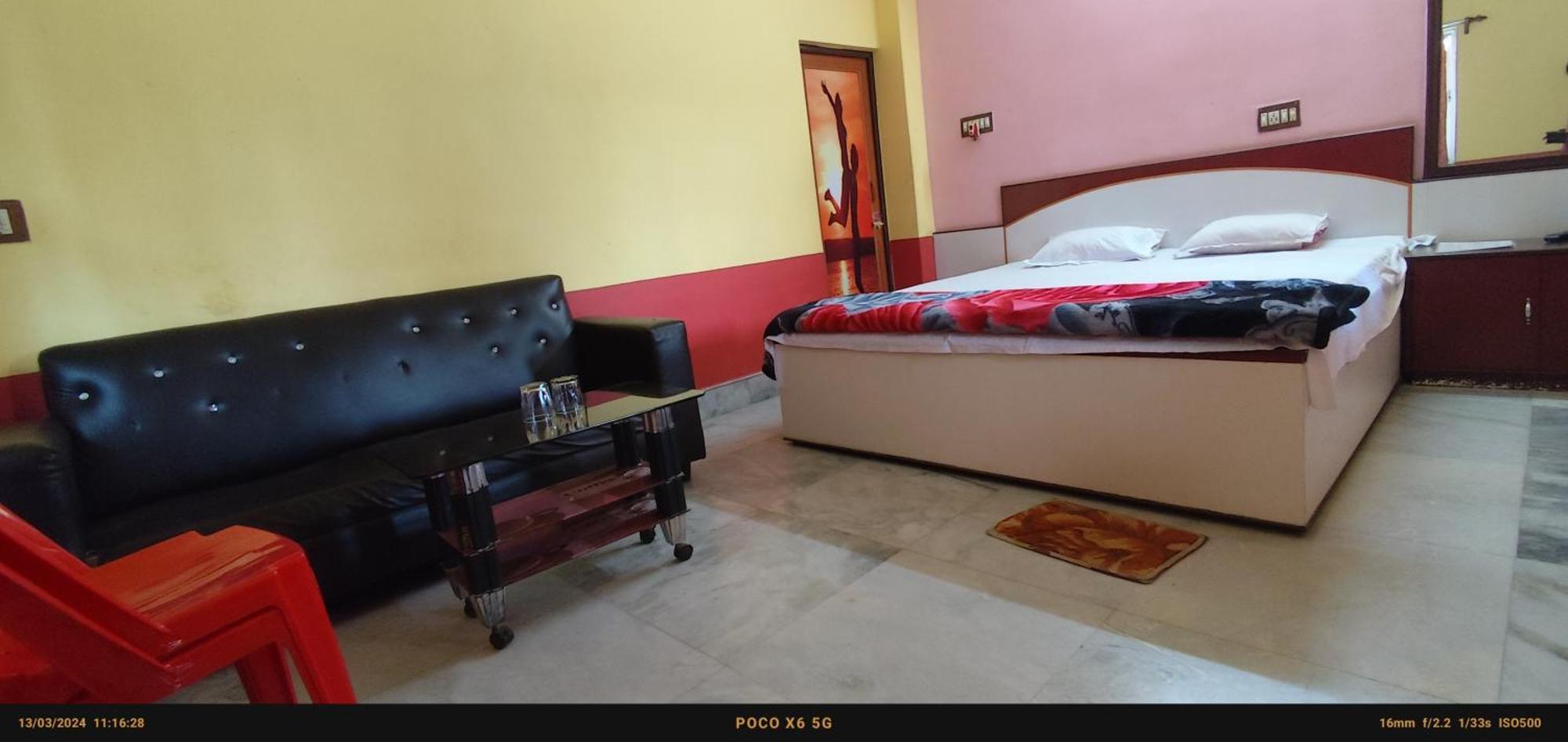India Tours Only Ekanta Apan Hotel Mathurakhanda Ngoại thất bức ảnh